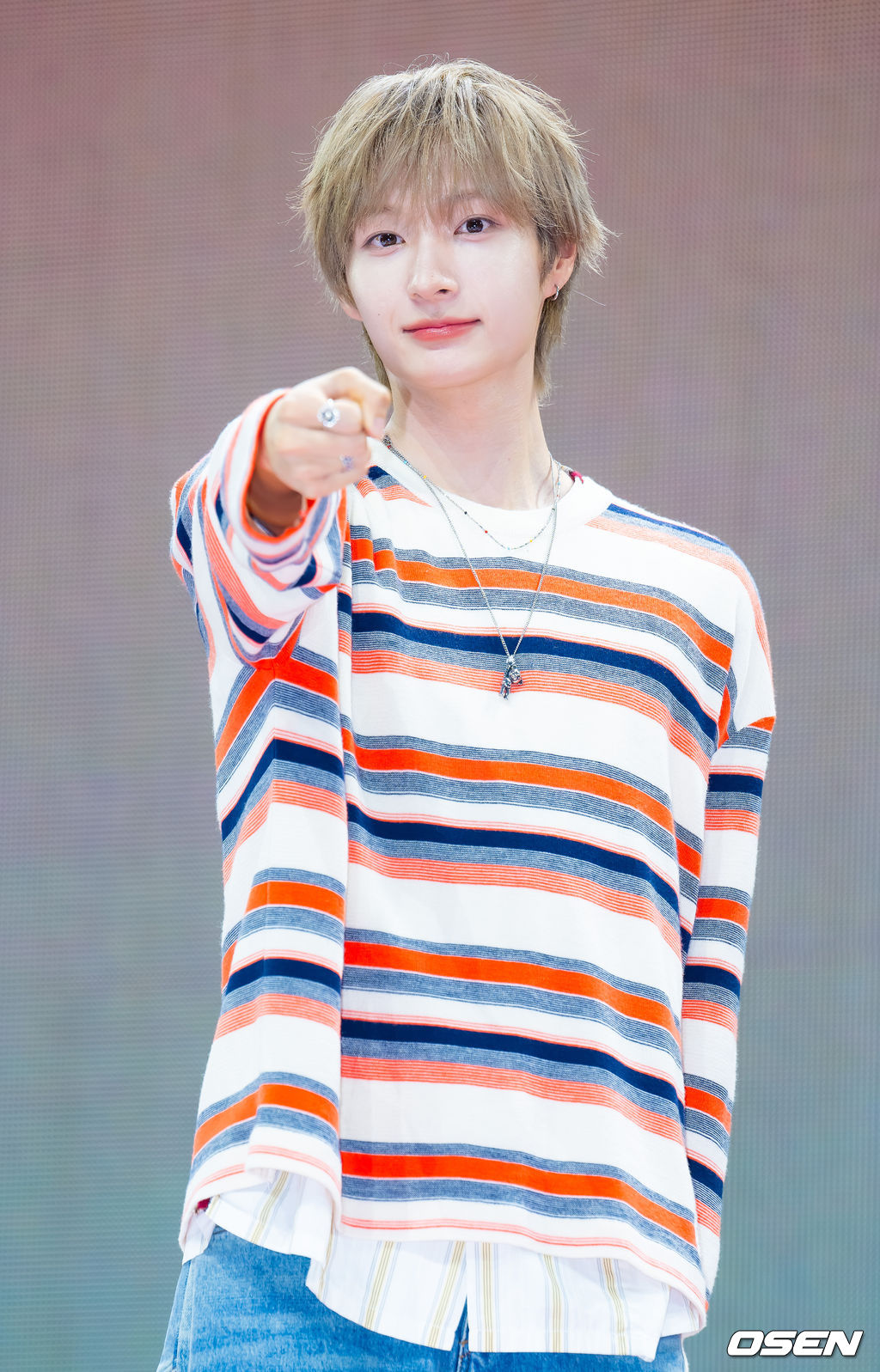 오늘자 JYP 신인 아이돌 쇼케이스 기사 사진.jpg | 인스티즈