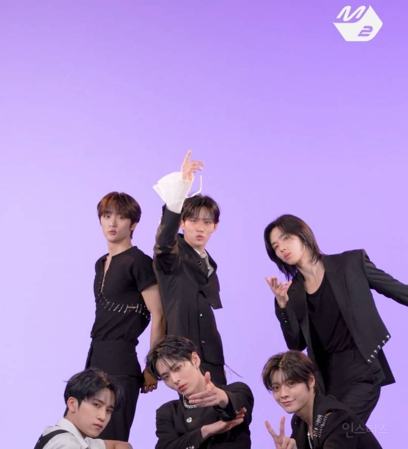 칼각 폼 미쳤다는 남돌 릴레이댄스.jpg | 인스티즈