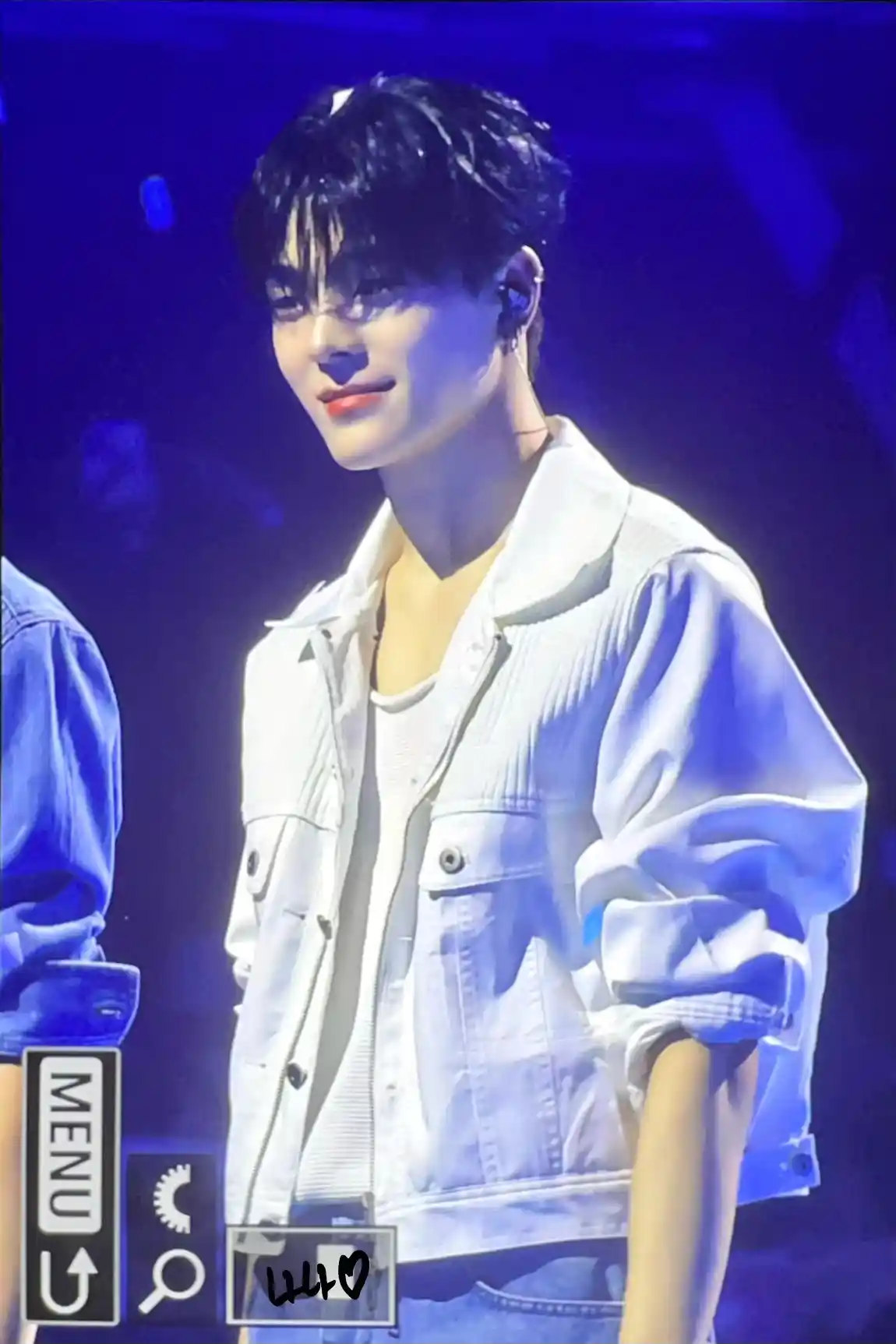 휘브 제이더 김준민 프리뷰 남찍사 셀카 (26) webp 공유 | 인스티즈