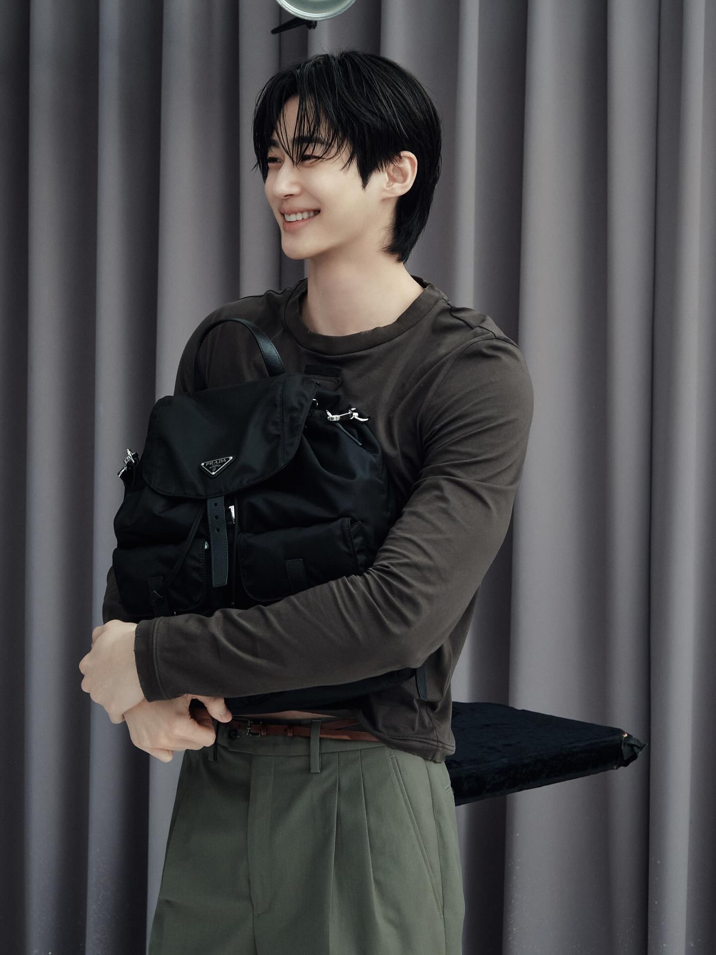 [잡담] 변우석 손 변화 | 인스티즈