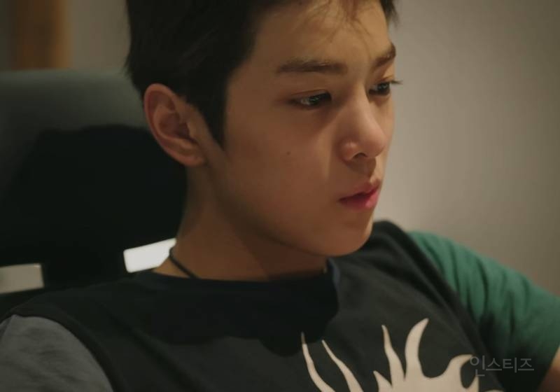 진짜진짜진짜 대박 잘생긴 신인 남돌 | 인스티즈