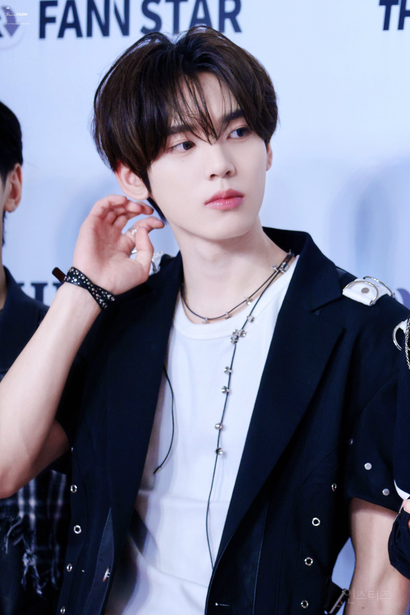 시험 기간만 되면 특이해지는 아이돌 (feat. 수능) | 인스티즈