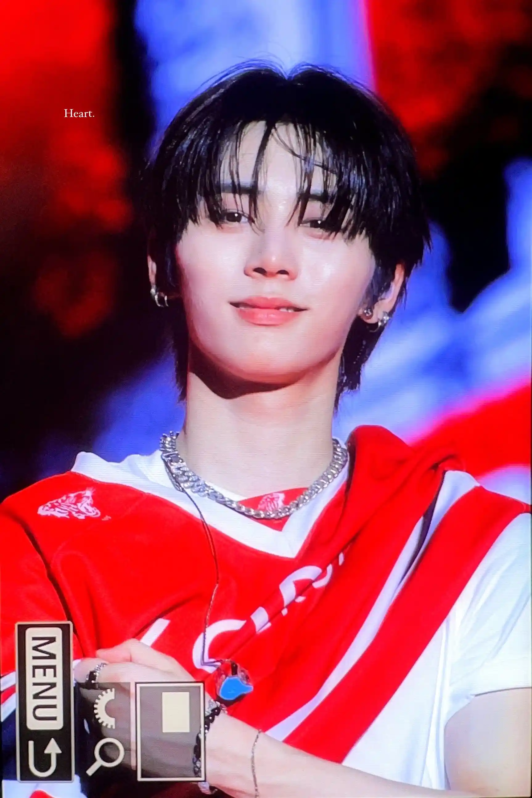 한태산 한동민 한바다 탯왼 탯른 화보 촬영현장 자컨(으로 추정) + 한태산 한동민 김이한 김동현 햔탯햔 투샷 한태산 한바다 한동민 탯왼 탯른 고화질 프리뷰 포함 (37) webp 공유 | 인스티즈