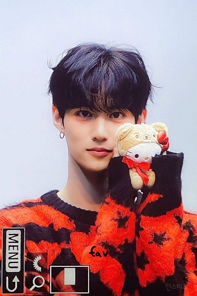 휘슬 사운드가 계속 귀에 맴돌아..jpg | 인스티즈