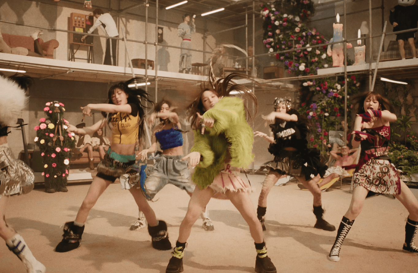 컨셉 진짜 확 바뀐 것 같다는 이즈나 Mamma Mia 뮤비 .gif | 인스티즈