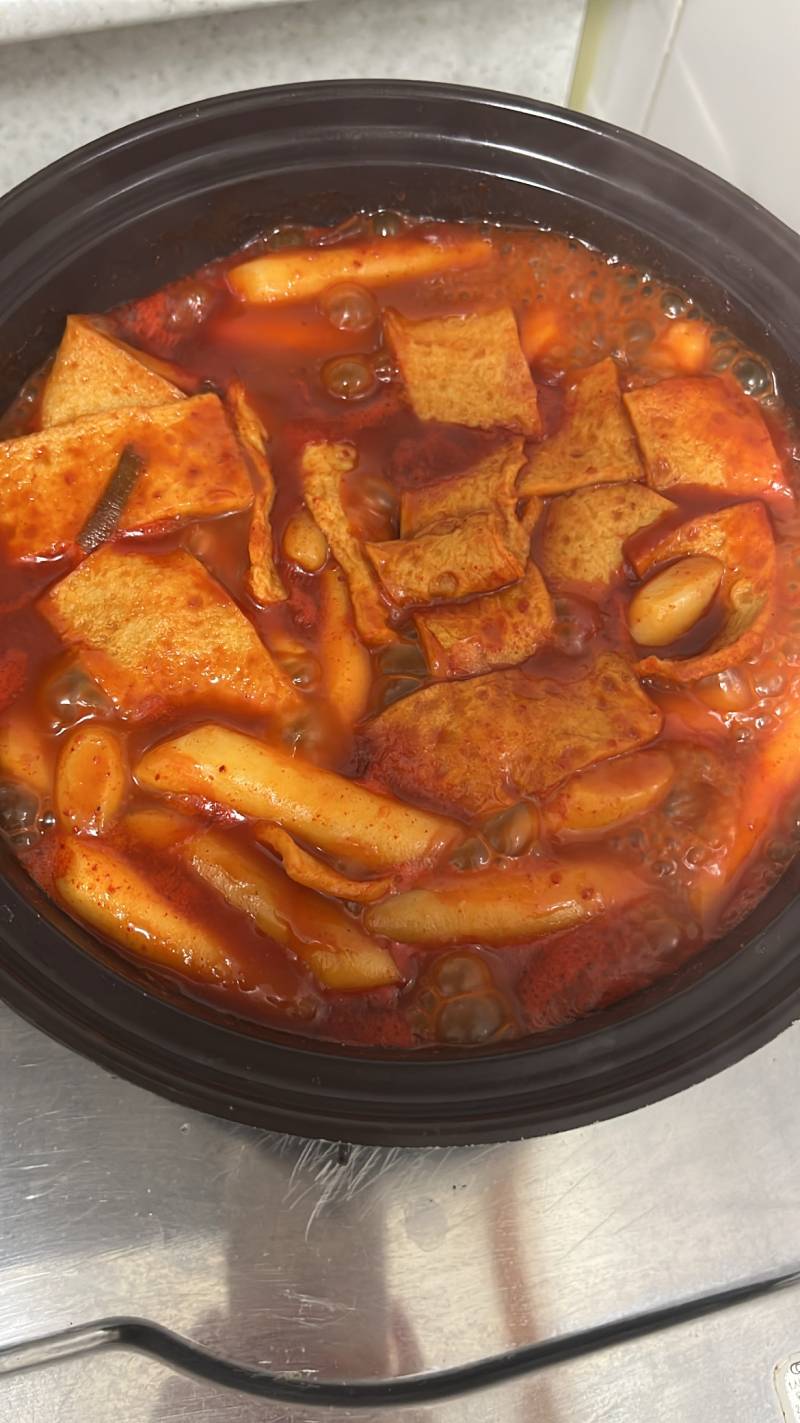 [잡담] 이시간에 떡볶이 끓여먹는 내 권력 어때 | 인스티즈