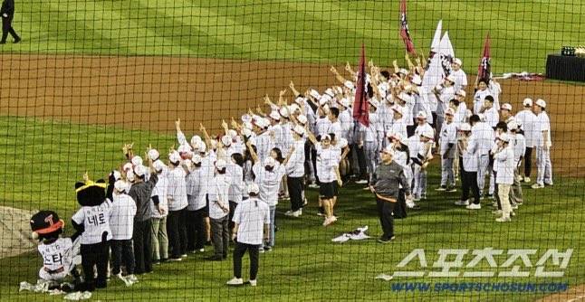 [잡담] 엘지 분위기 싹 바뀐게 개웃기다 | 인스티즈