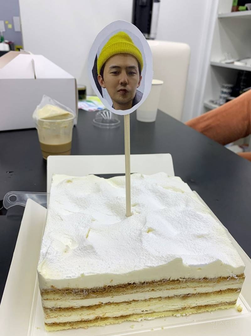 피스마이너스원 9주년 기념 지드래곤 과거사진방출한 로미부계 | 인스티즈