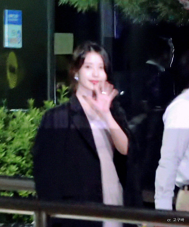 [잡담] 대군부인) 근데 아이유 변우석 둘다 참새 닮지 않았어? | 인스티즈