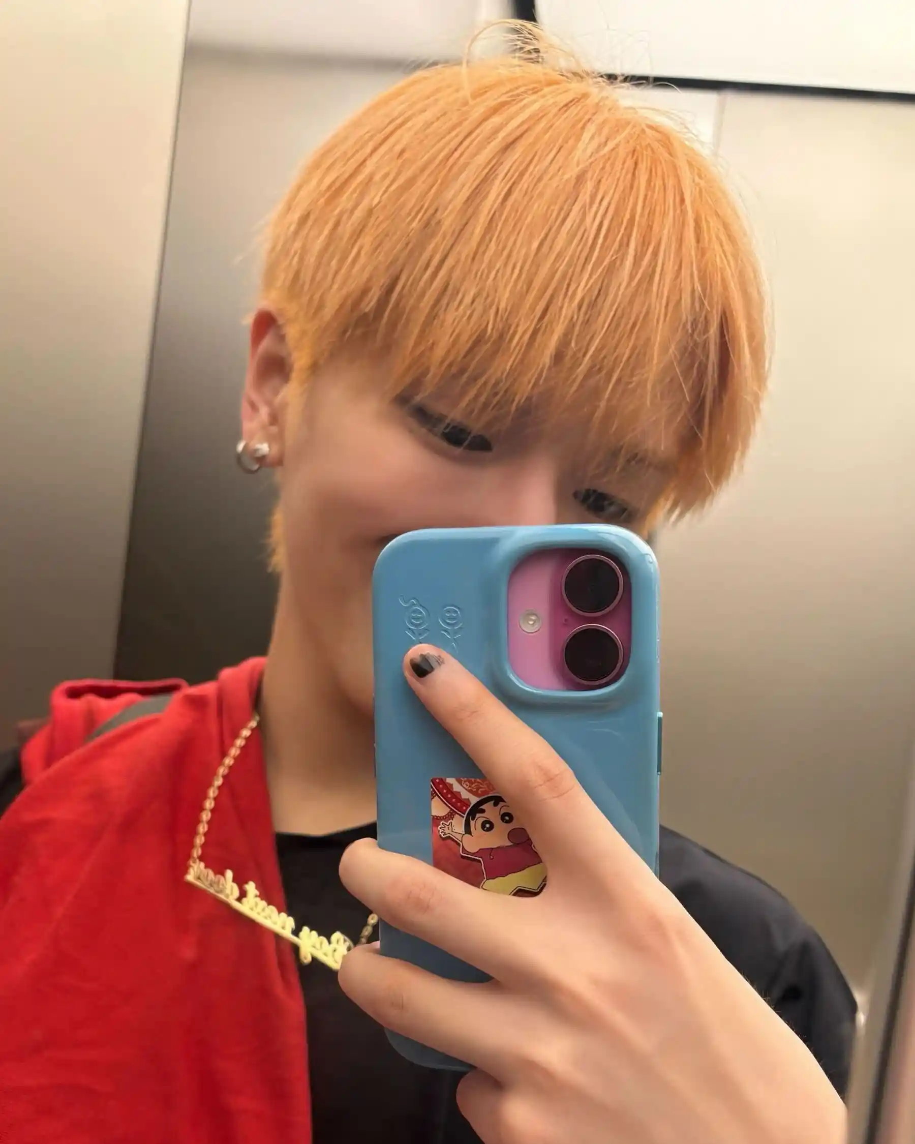 이상혁 이리우 링왼 링른 컨셉포토 남찍사 (21) 위버스 셀카 (4) 프리뷰 고화질 (12) webp 공유 | 인스티즈