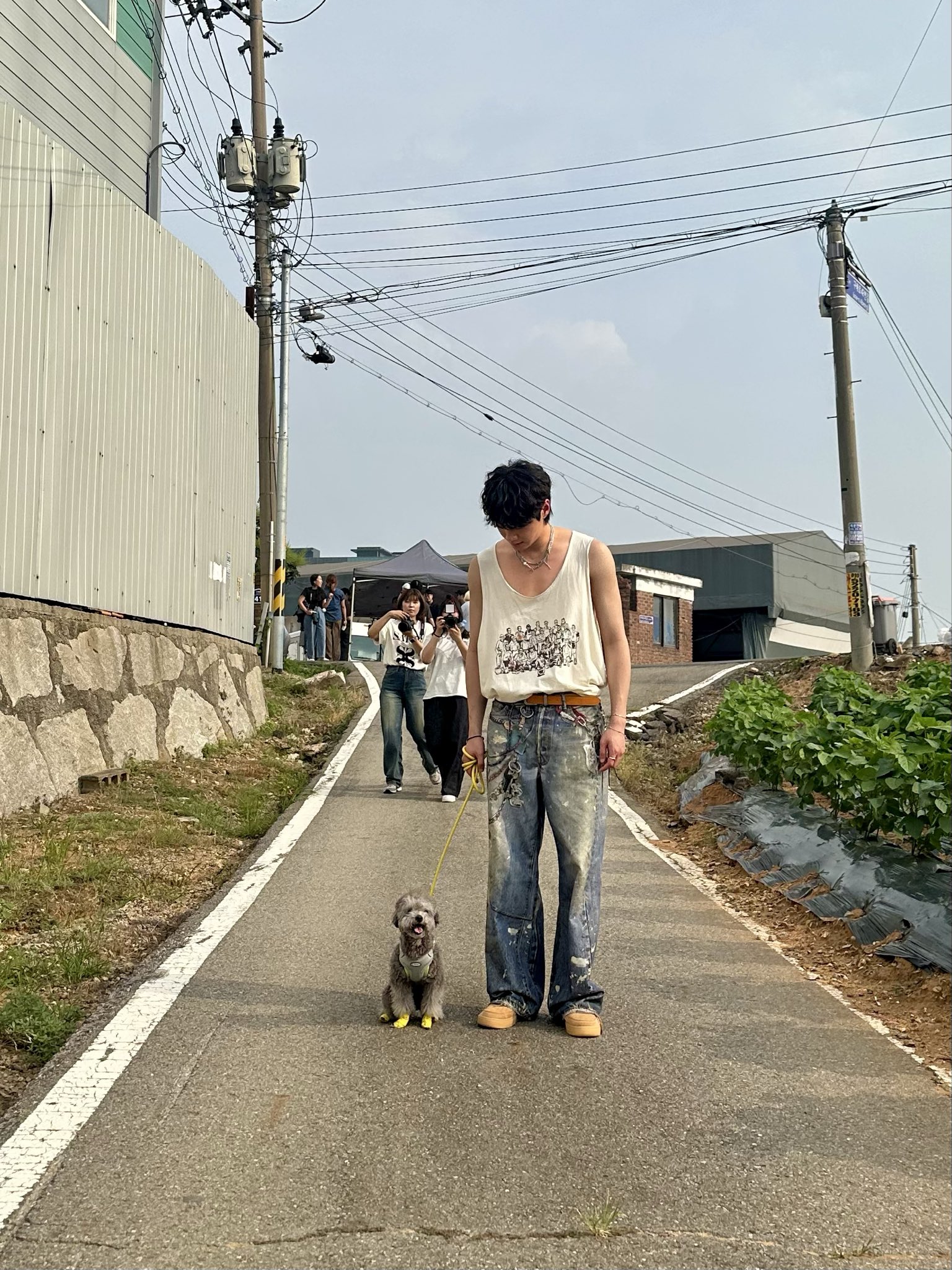 [잡담] 이준영 아버님이 추석 선물로 반려견이랑 사진 올려주셨는데 | 인스티즈