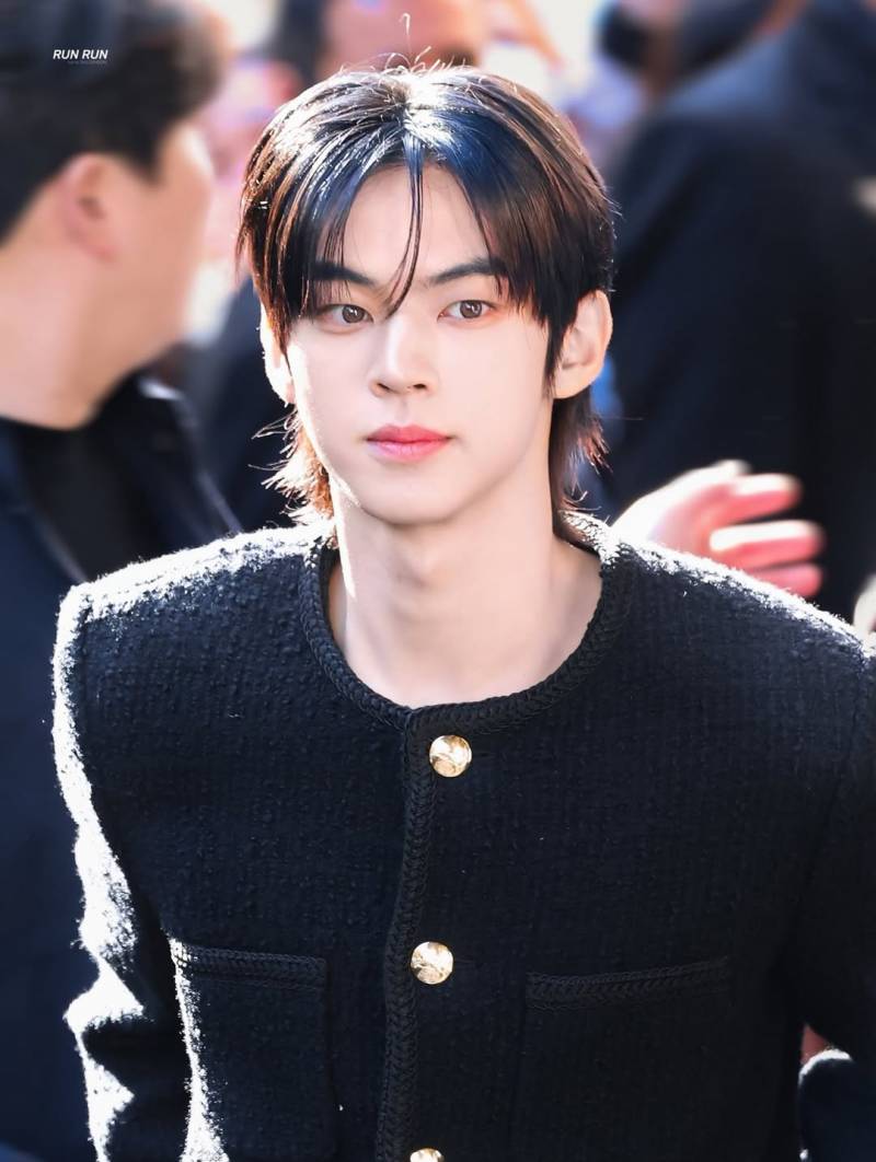 현재 반응 갈리는 남돌 패션쇼 착장.JPG | 인스티즈