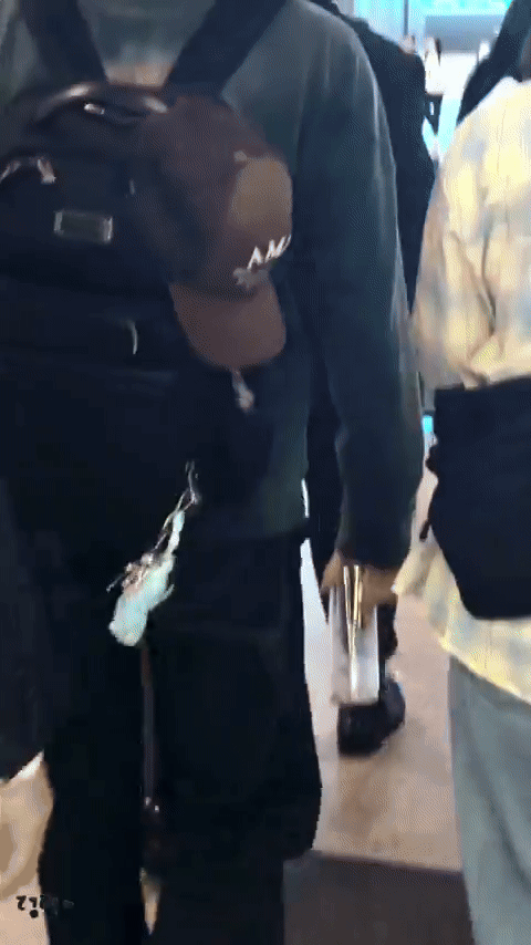 오늘 공항 강다니엘 | 인스티즈