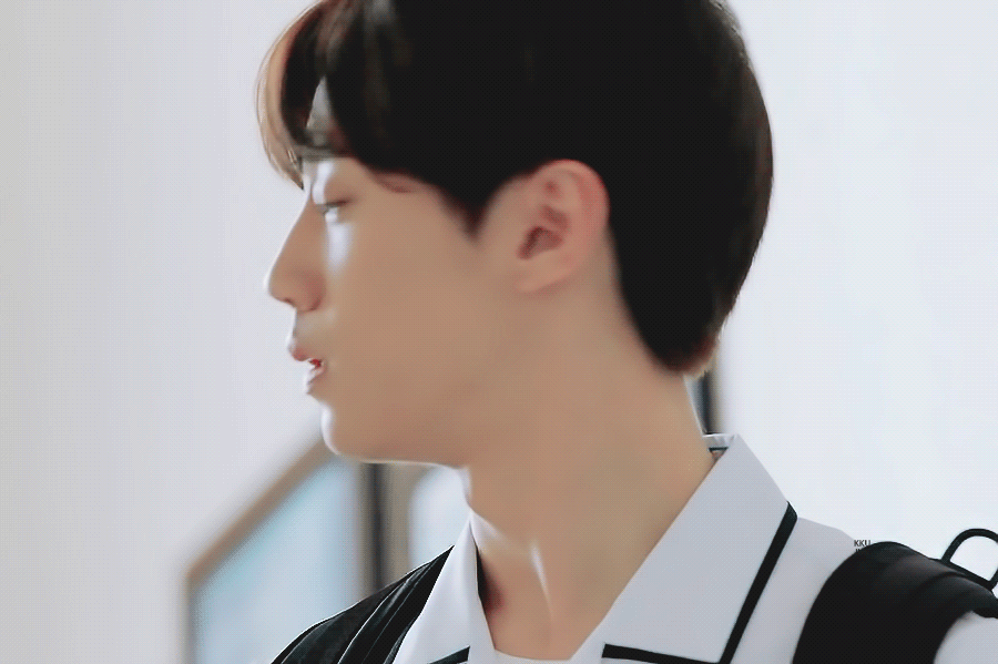 [잡담] 오늘 이준영 배우 데뷔 8주년이래 | 인스티즈