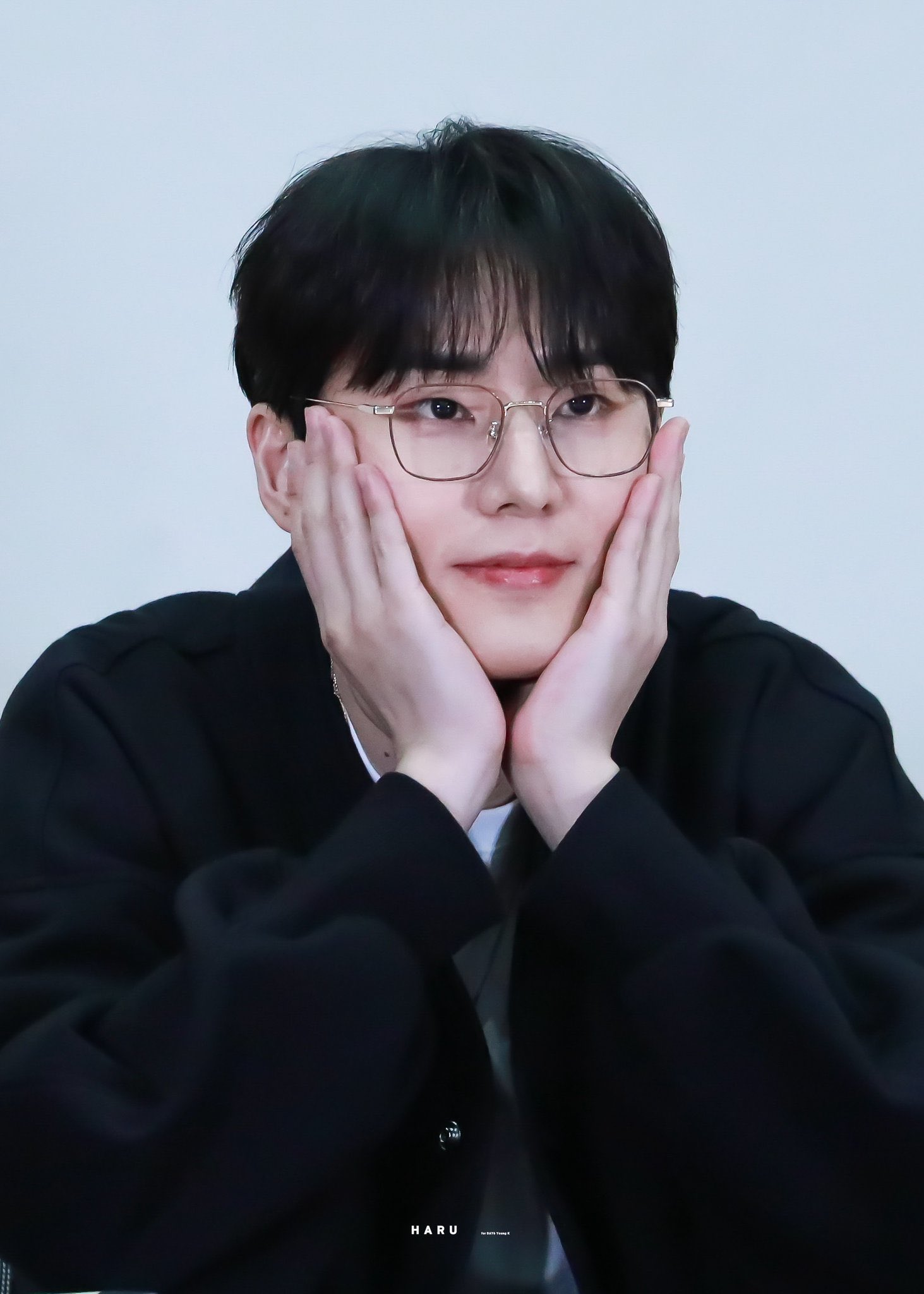 [잡담] 영케이 안경 개잘어울린다 | 인스티즈