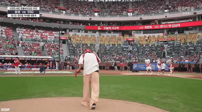 [잡담] 최현욱 시구 영상에 달린 어린이 시타자 엄마 댓글임 | 인스티즈