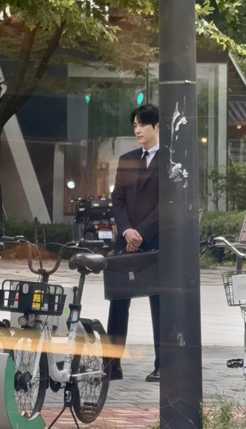 [잡담] 내 기준 목격짤이 개오지는 남자 | 인스티즈