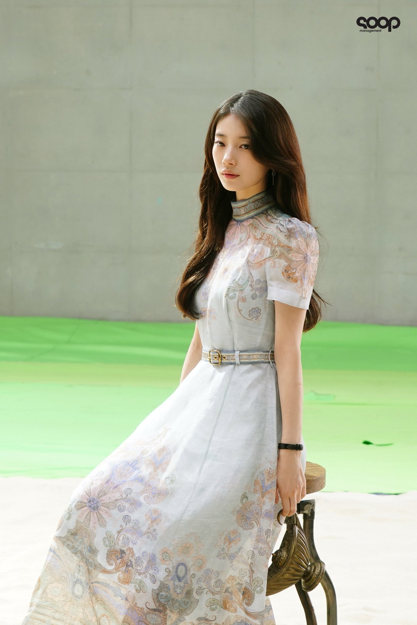 [잡담] 수지 다지니 포스터 비하인드 개예뻐 | 인스티즈