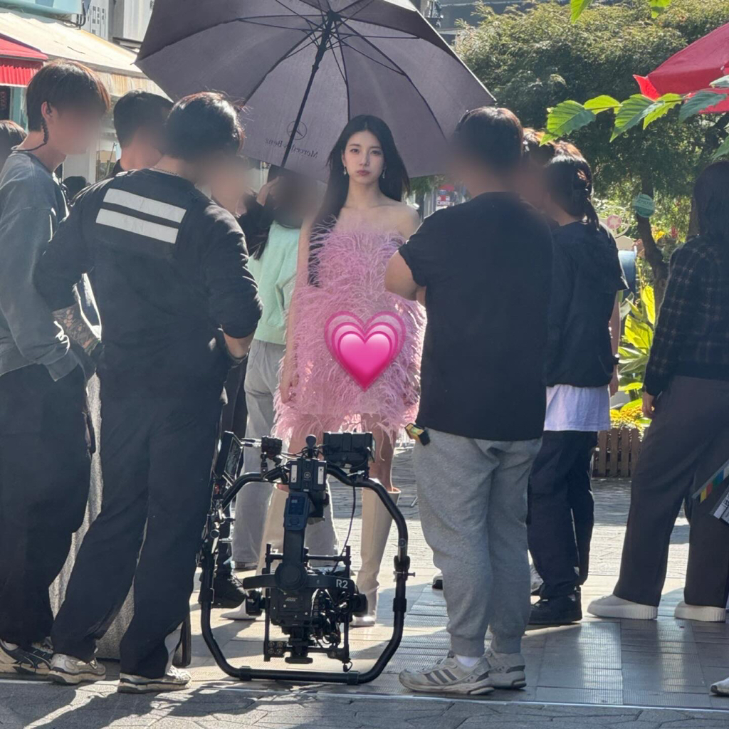 [잡담] 수지 ㄹㅇ 공주님 같다👑 | 인스티즈