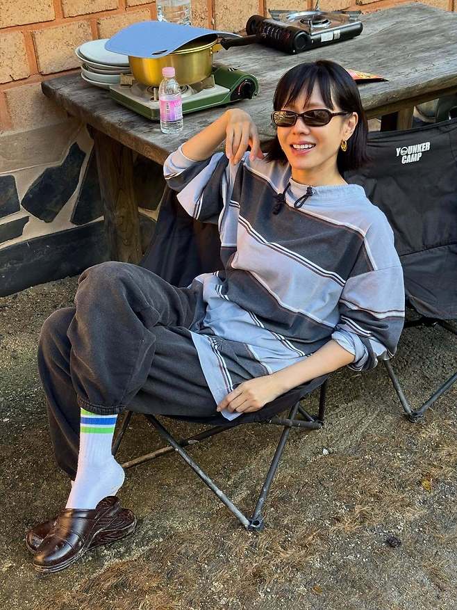 [정보/소식] '현빈♥' 손예진, 단발도 잘 어울려…힙한 매력 [N샷] | 인스티즈