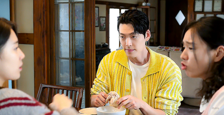 [잡담] 다지니 기가지니 이 씬은 신혼쀼 아니냐며 | 인스티즈