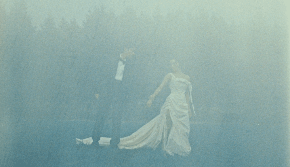 오늘자 박정민 특별출연한 화사 신곡 뮤비 비주얼.jpg | 인스티즈