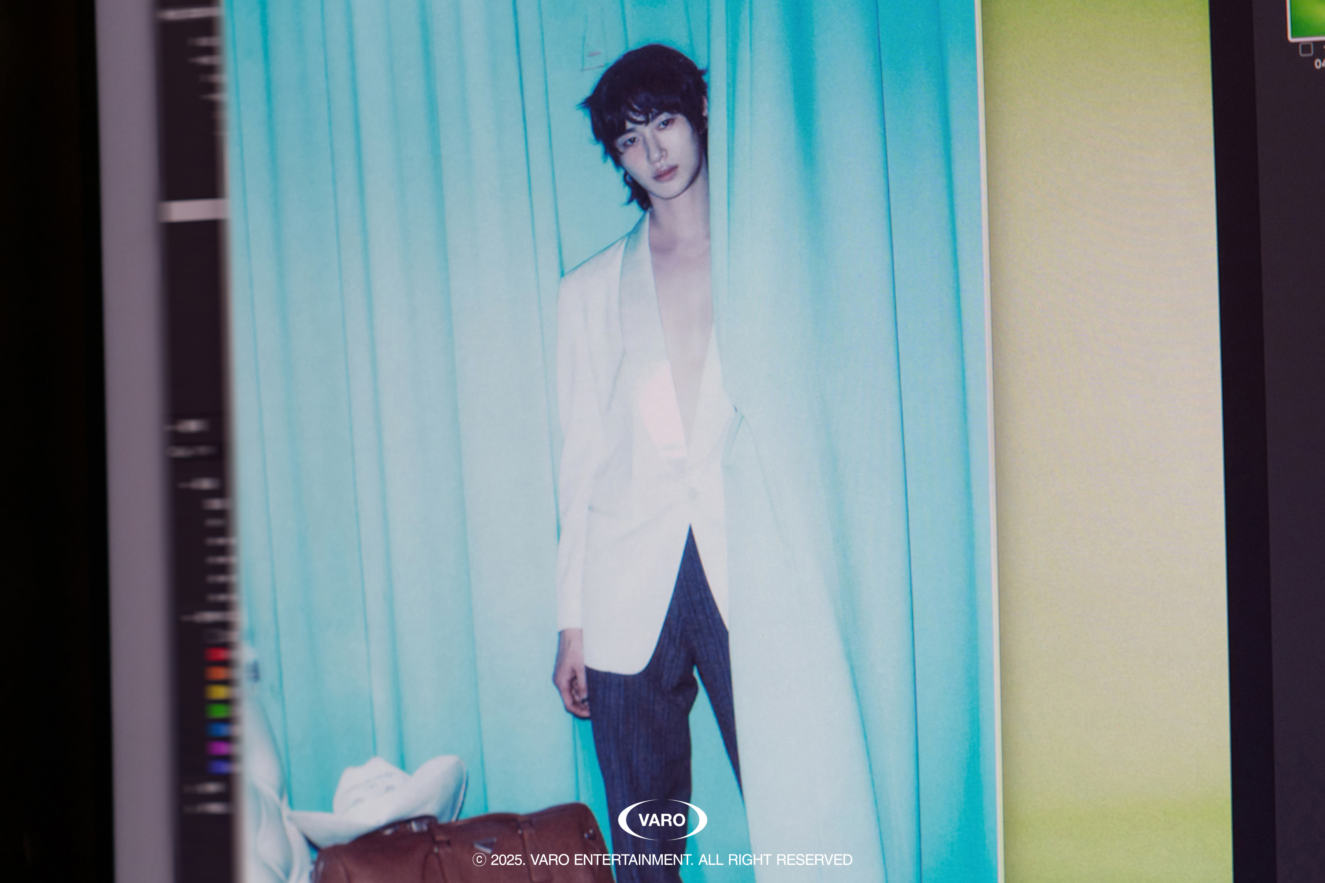 [잡담] 변우석 오늘 착장 | 인스티즈