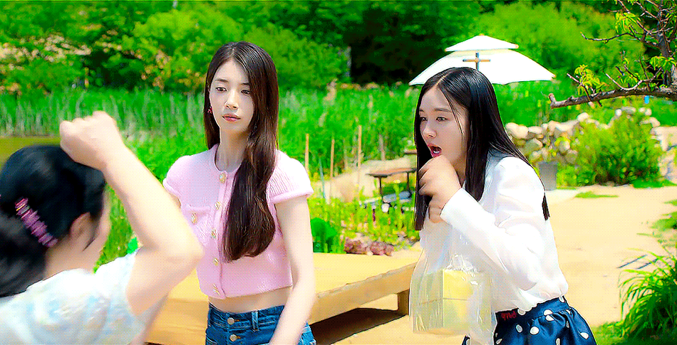 [잡담] 다지니 수지 분홍색이 퍼컬같음 | 인스티즈