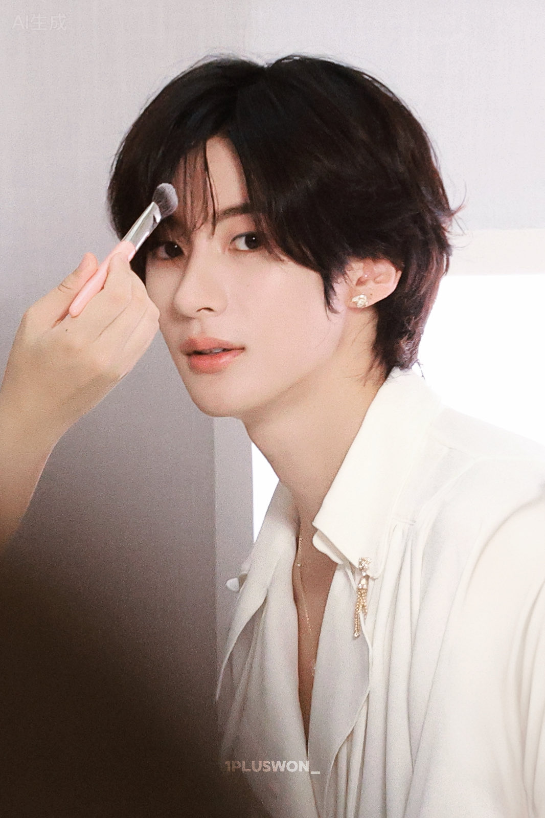 [잡담] 앤톤은 잘생김과 예쁨중 뭐가 더 강한거 같음? | 인스티즈