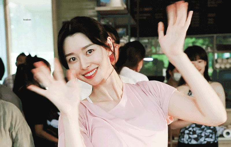 [잡담] 나 오늘 힘든 일 있어서 처음 뎡배 들어오는데 방가 방가 해줄 수 있늬 | 인스티즈