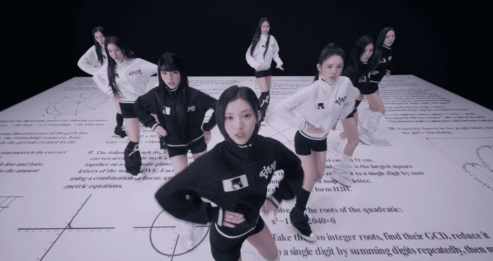 오늘 컴백한 하츠투하츠 FOCUS 비주얼.gif | 인스티즈