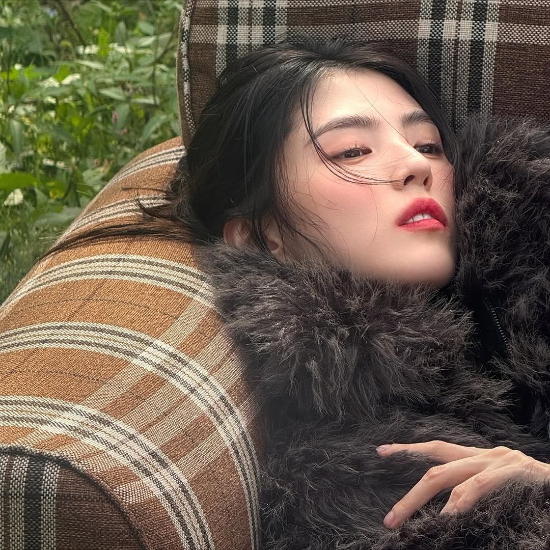 [잡담] 251020 한소희 인스타그램 업데이트 | 인스티즈