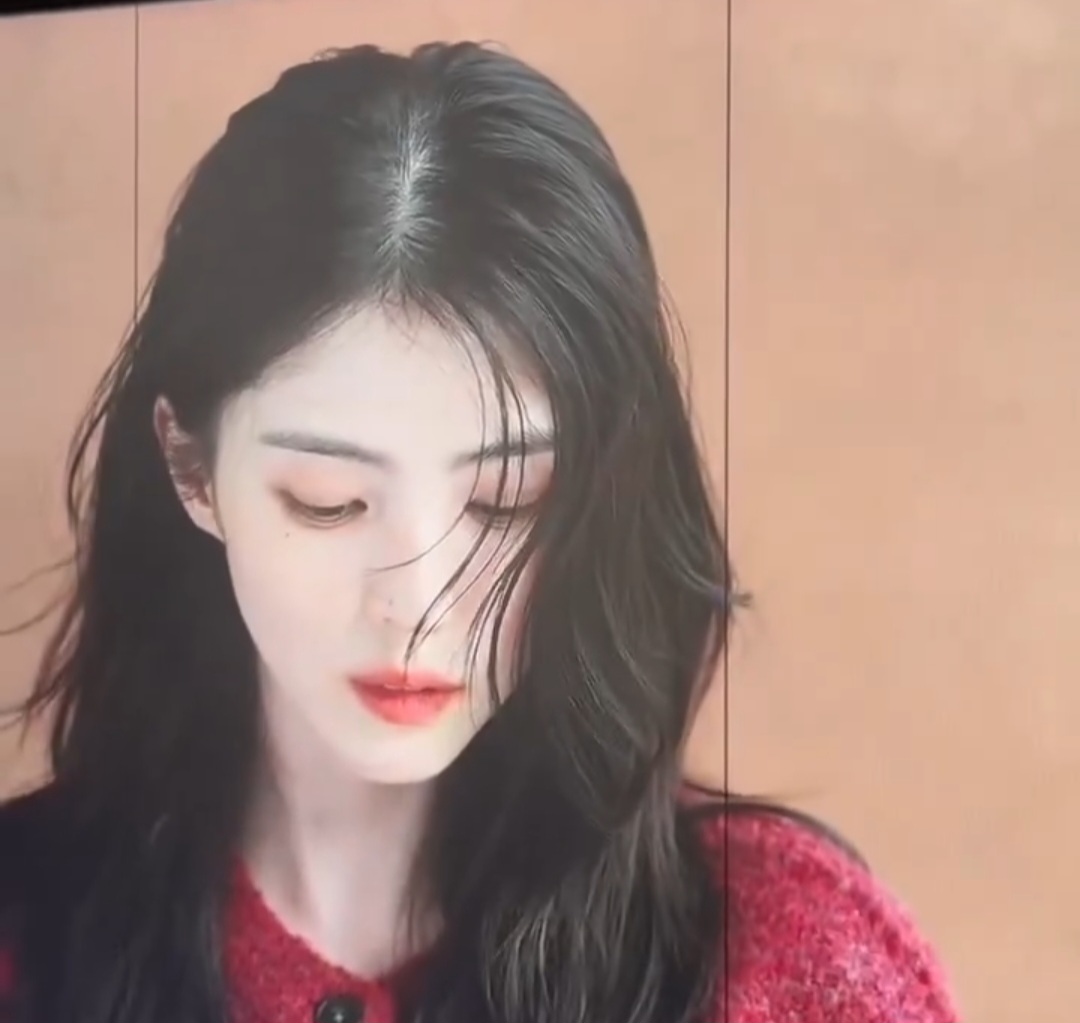 [잡담] 251020 한소희 인스타그램 업데이트 | 인스티즈