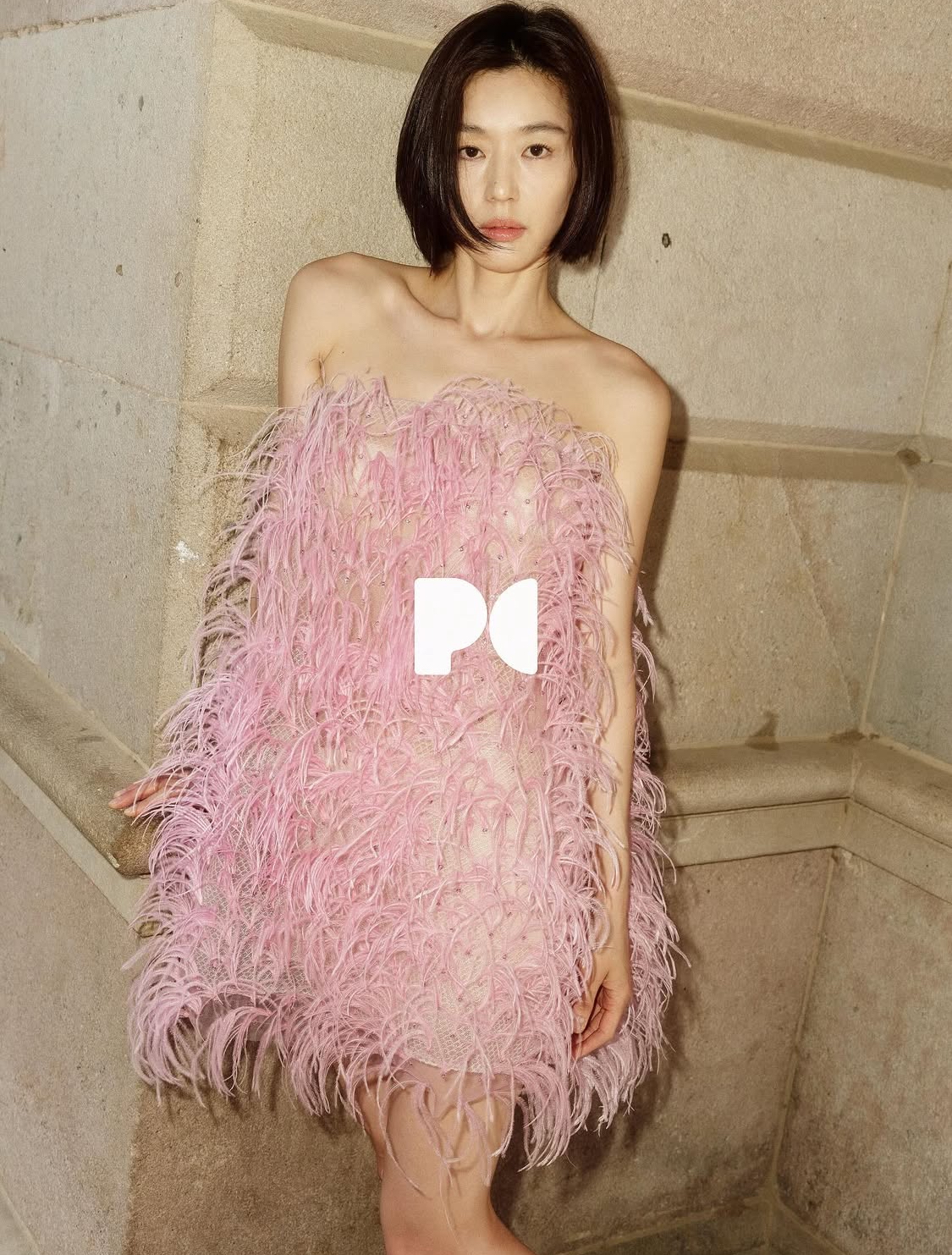 [잡담] 전지현 김소현 소속사 프로필 사진 특이한데 이쁘다 | 인스티즈