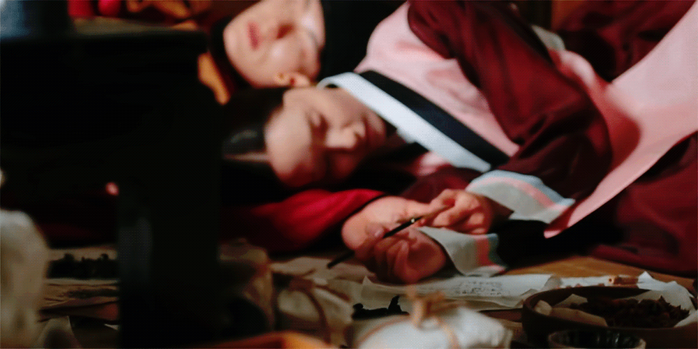 [잡담] 폭군의셰프) 이거 누가 먼저 잠들었을 것 같아? | 인스티즈