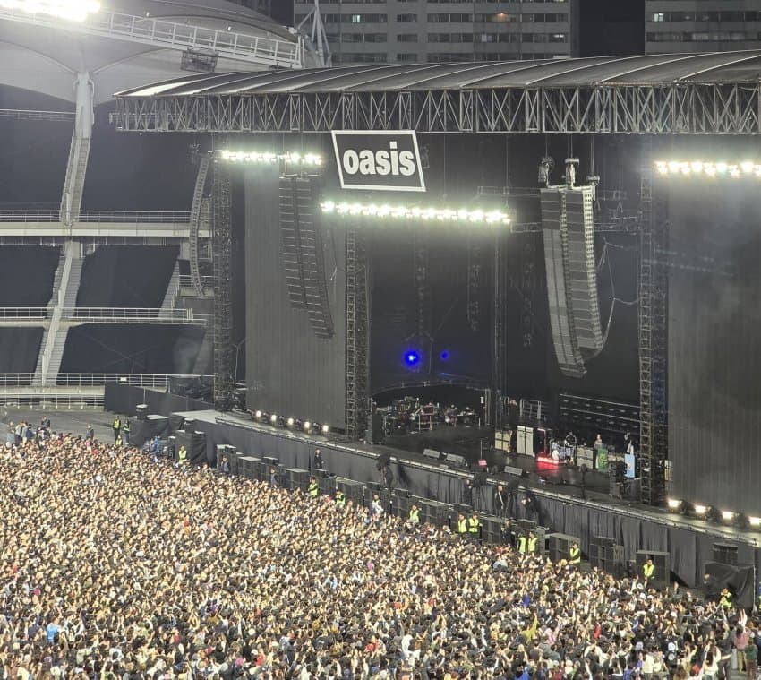 [잡담] 이런콘서트가 재밌긴함 | 인스티즈