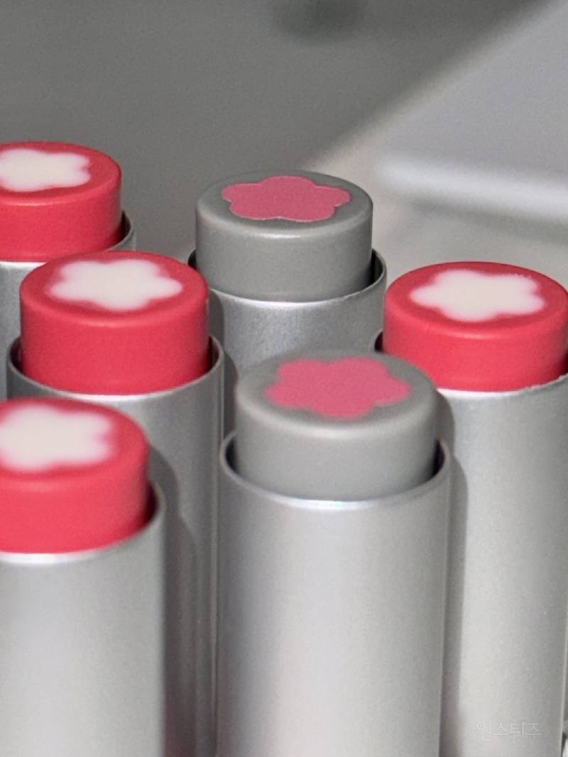 𝙅𝙊𝙉𝙉𝘼 의외인 지드래곤 X 롬앤💄콜라보.JPG | 인스티즈