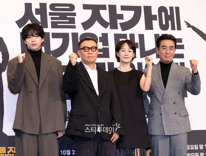 [잡담] 김부장이야기) 제작발표회 포토타임 류승룡,명세빈,차강윤 | 인스티즈