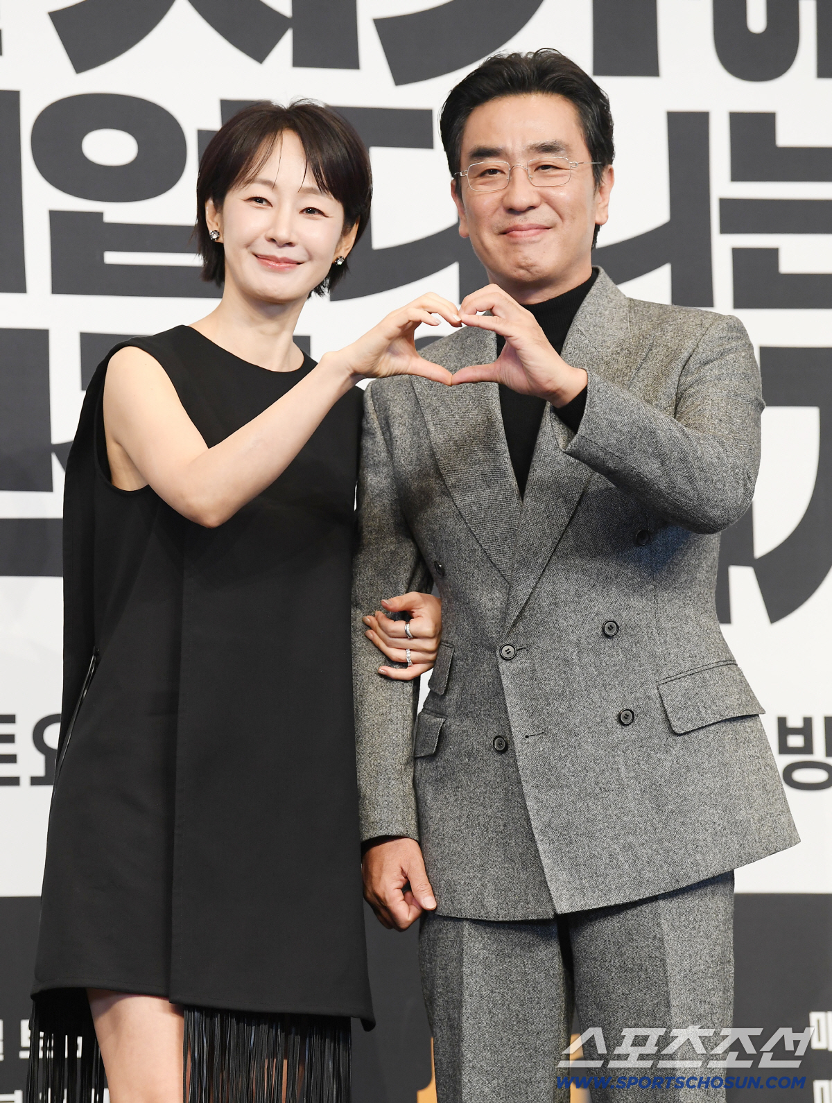 [잡담] 김부장이야기) 제작발표회 포토타임 류승룡,명세빈,차강윤 | 인스티즈