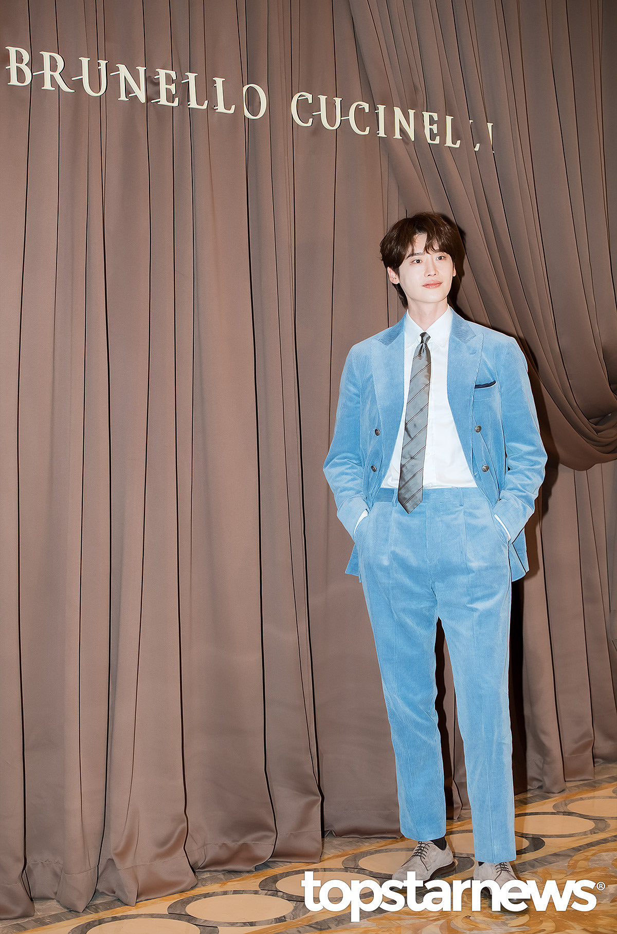 [잡담] 이종석 피부 미쳤다 로별 찍을때 느낌도 난다 | 인스티즈