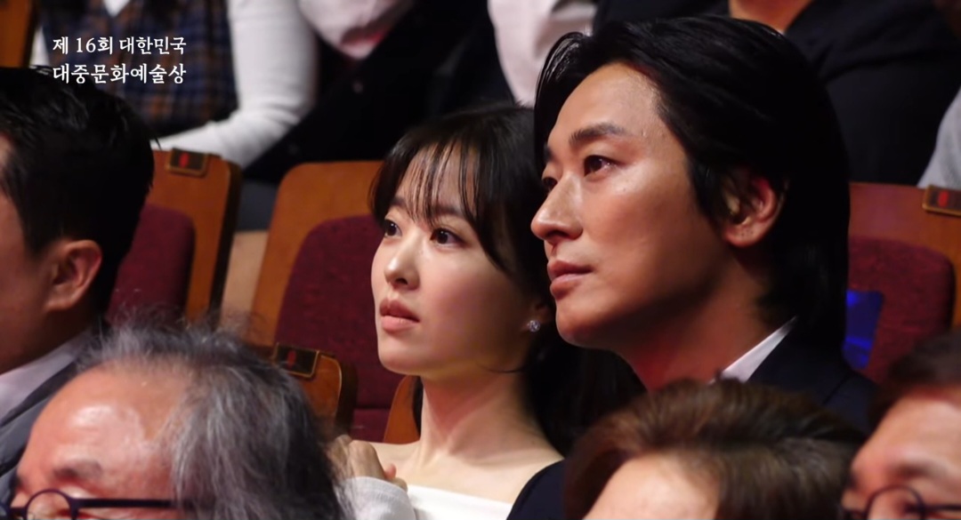 [잡담] 조명가게) 주지훈 박보영 조명가게즈!!!!!💡💡옆에 같이 앉았구나! | 인스티즈