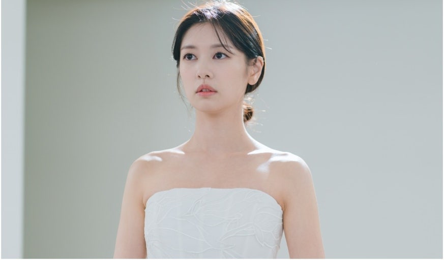 [잡담] 정소민의 엄마친구아들 웨딩 VS 우주메리미 웨딩 뭐가 더 맘에 들어? | 인스티즈