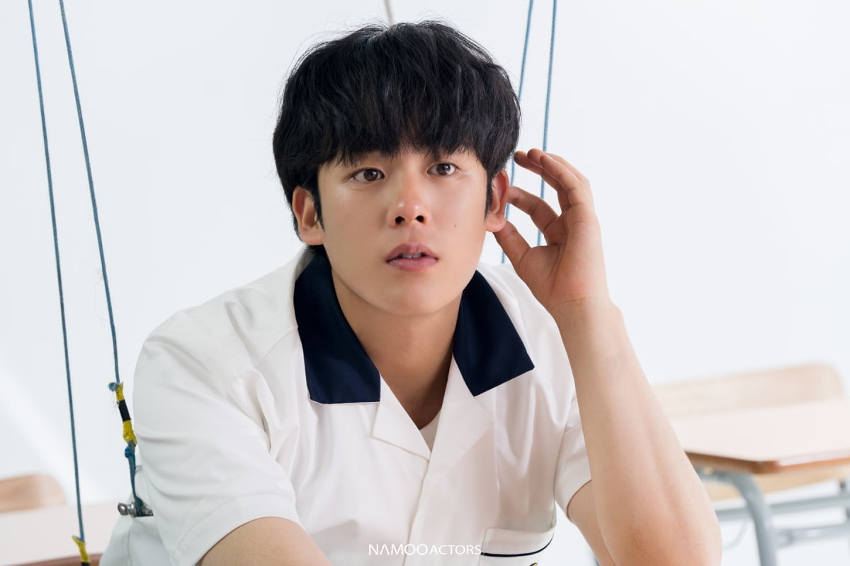 [잡담] 이재훈 리즈 봉석이랑 진짜 닮았다ㅋㅋㅋ | 인스티즈