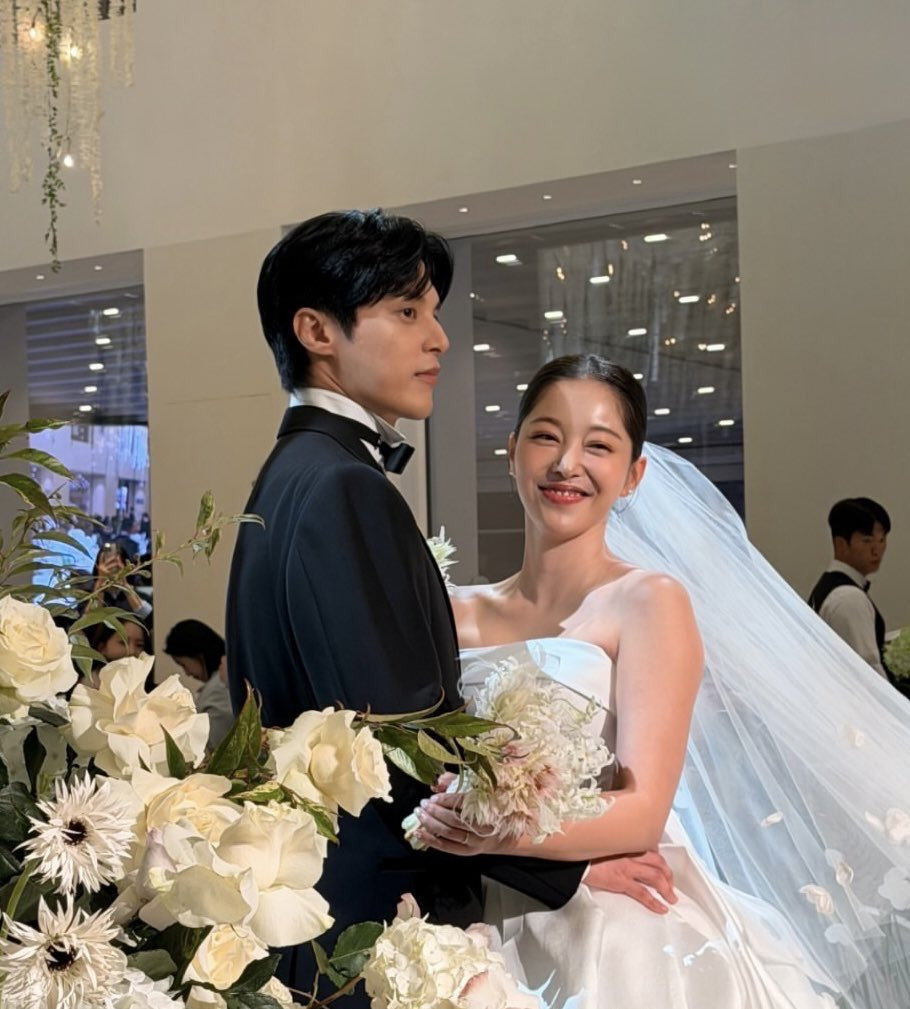 [잡담] 윤선우&김가은 잘어울린다 결혼식사진임 | 인스티즈