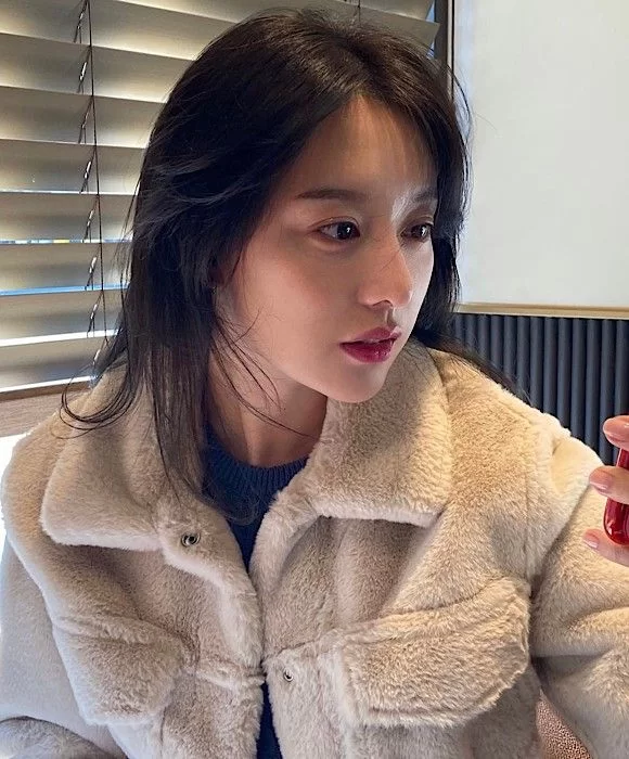 [잡담] 김지원 인스타 일상 사진들 | 인스티즈