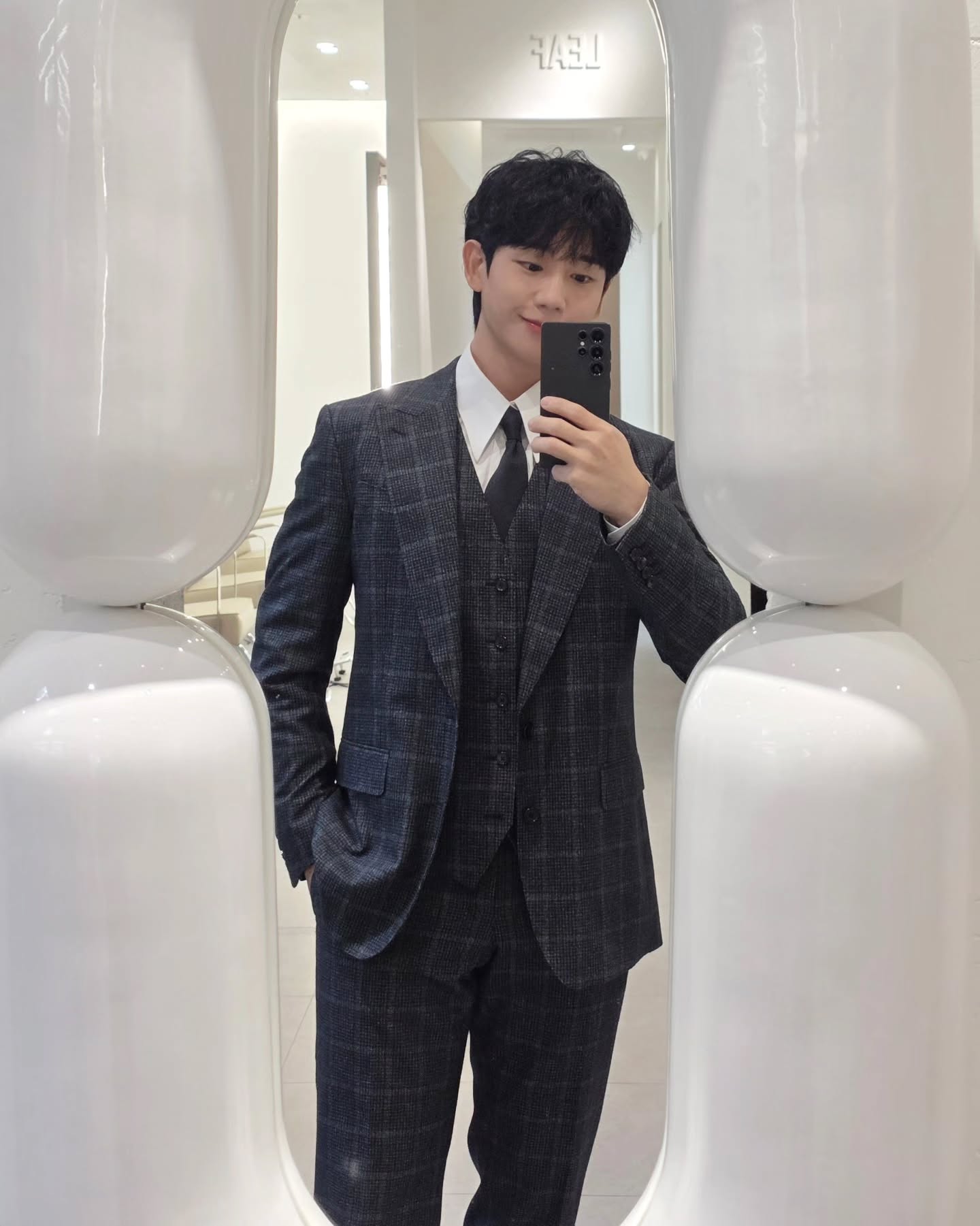 [정보/소식] 정해인 인스타그램 업데이트 | 인스티즈