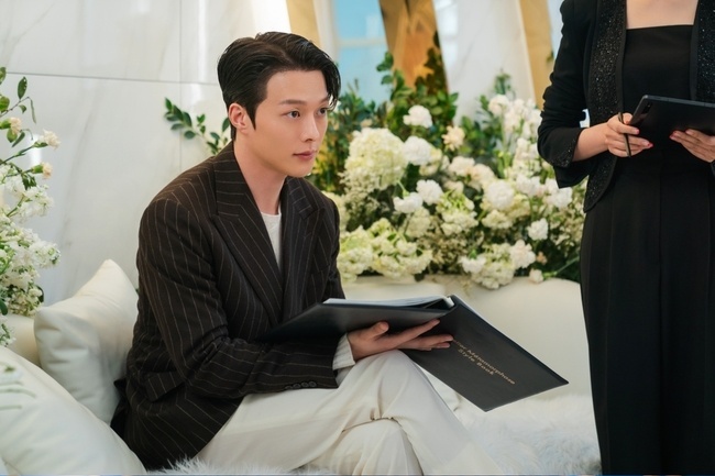 [정보/소식] 키스는괜히해서) 장기용, 멋있고 웃기고 다 한다업그레이드 된 로맨스 장인(키스는 괜히 해서) | 인스티즈