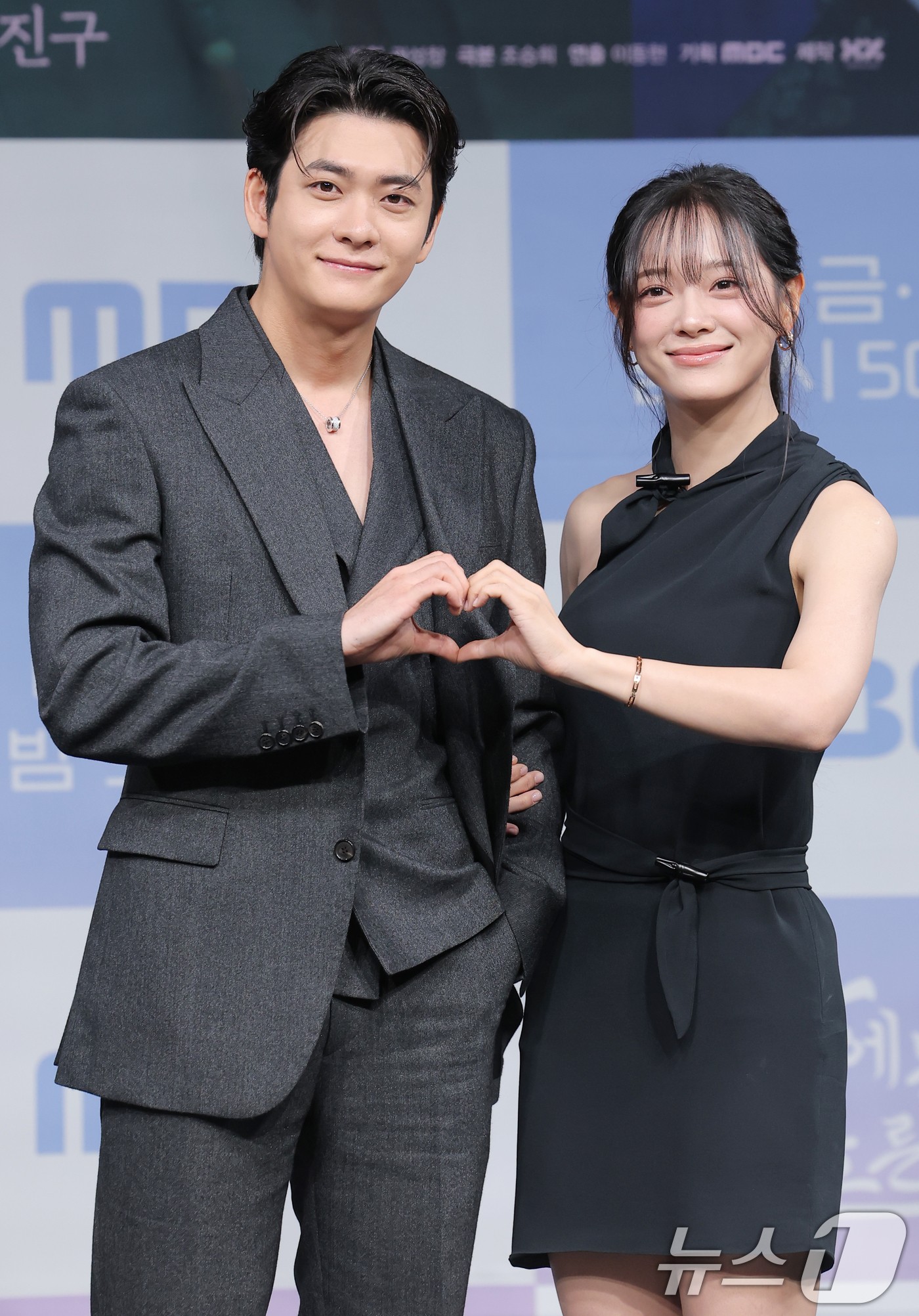 [잡담] 이강달) 제작발표회 포토타임 강태오,김세정,이신영,홍수주,진구 | 인스티즈