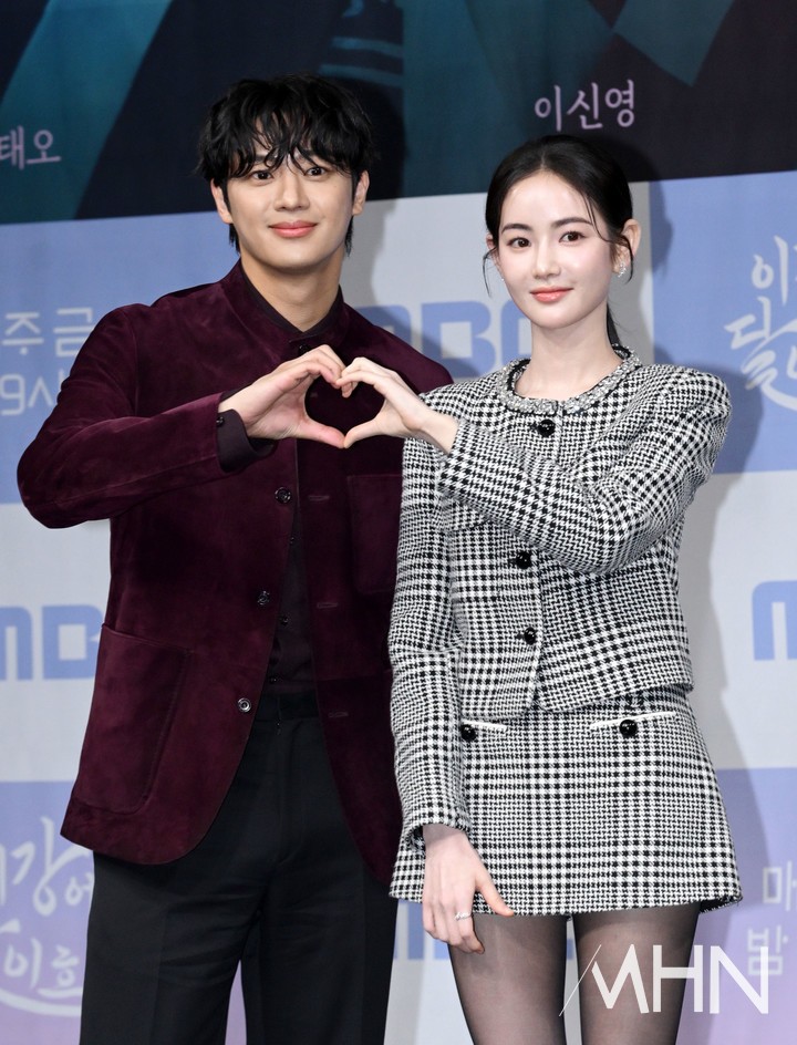 [잡담] 이강달) 제작발표회 포토타임 강태오,김세정,이신영,홍수주,진구 | 인스티즈