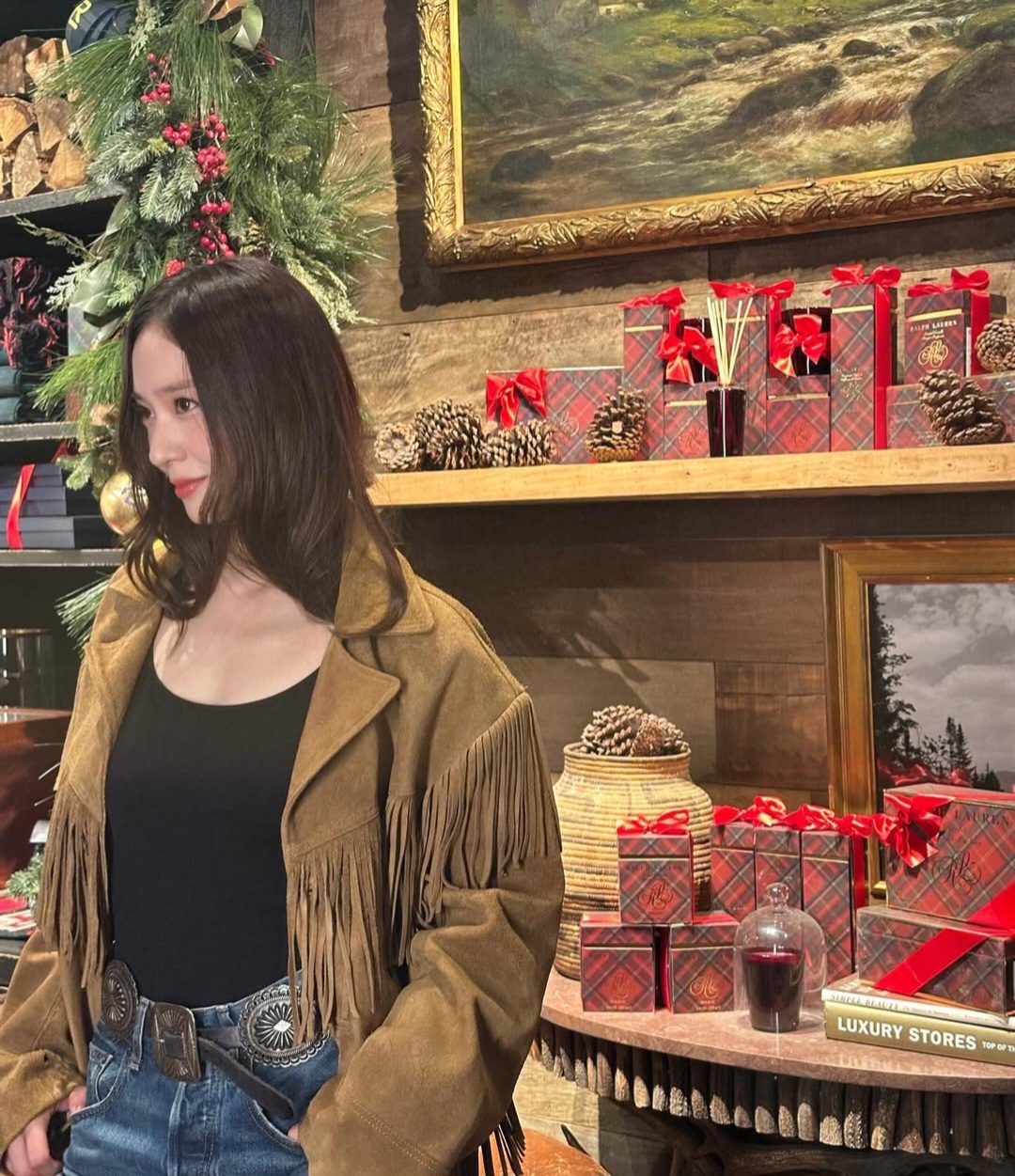 [잡담] 251101 크리스탈 인스타 🐎 🌲 🎁 | 인스티즈